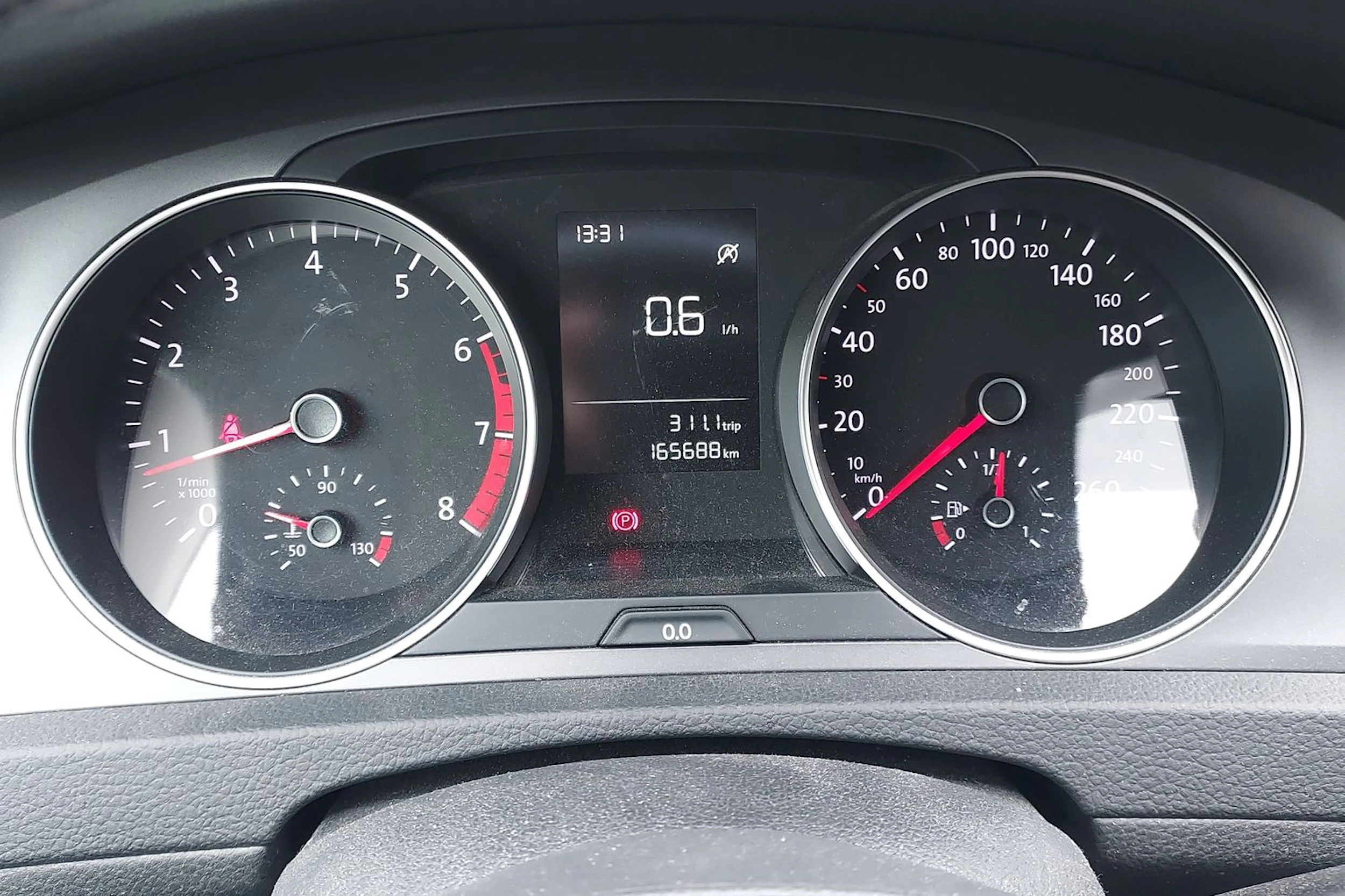 punainen Volkswagen Golf 2016 kuva 9.