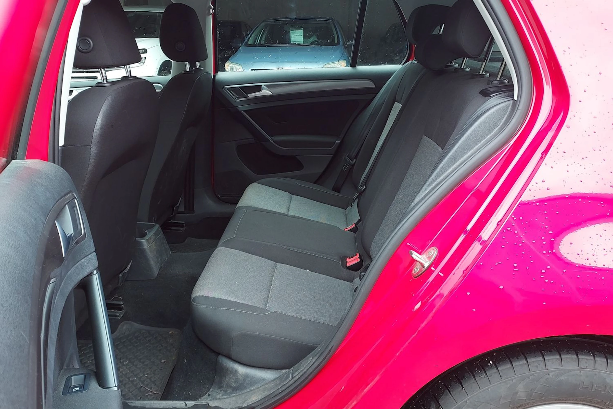 punainen Volkswagen Golf 2016 kuva 11.
