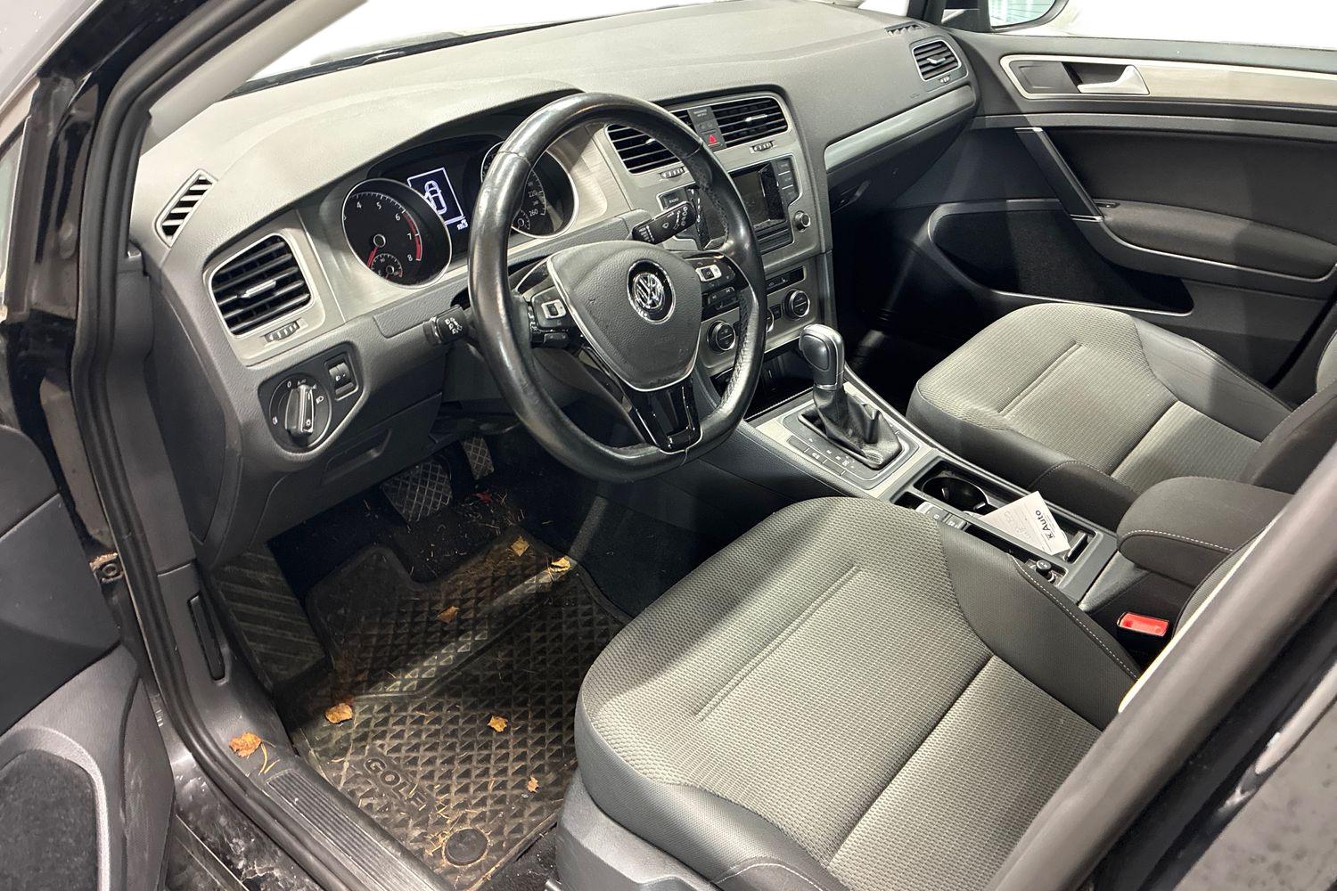 Volkswagen Golf 2016, kuva 3/3