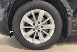 musta Volkswagen Golf 2016 kuva 11.
