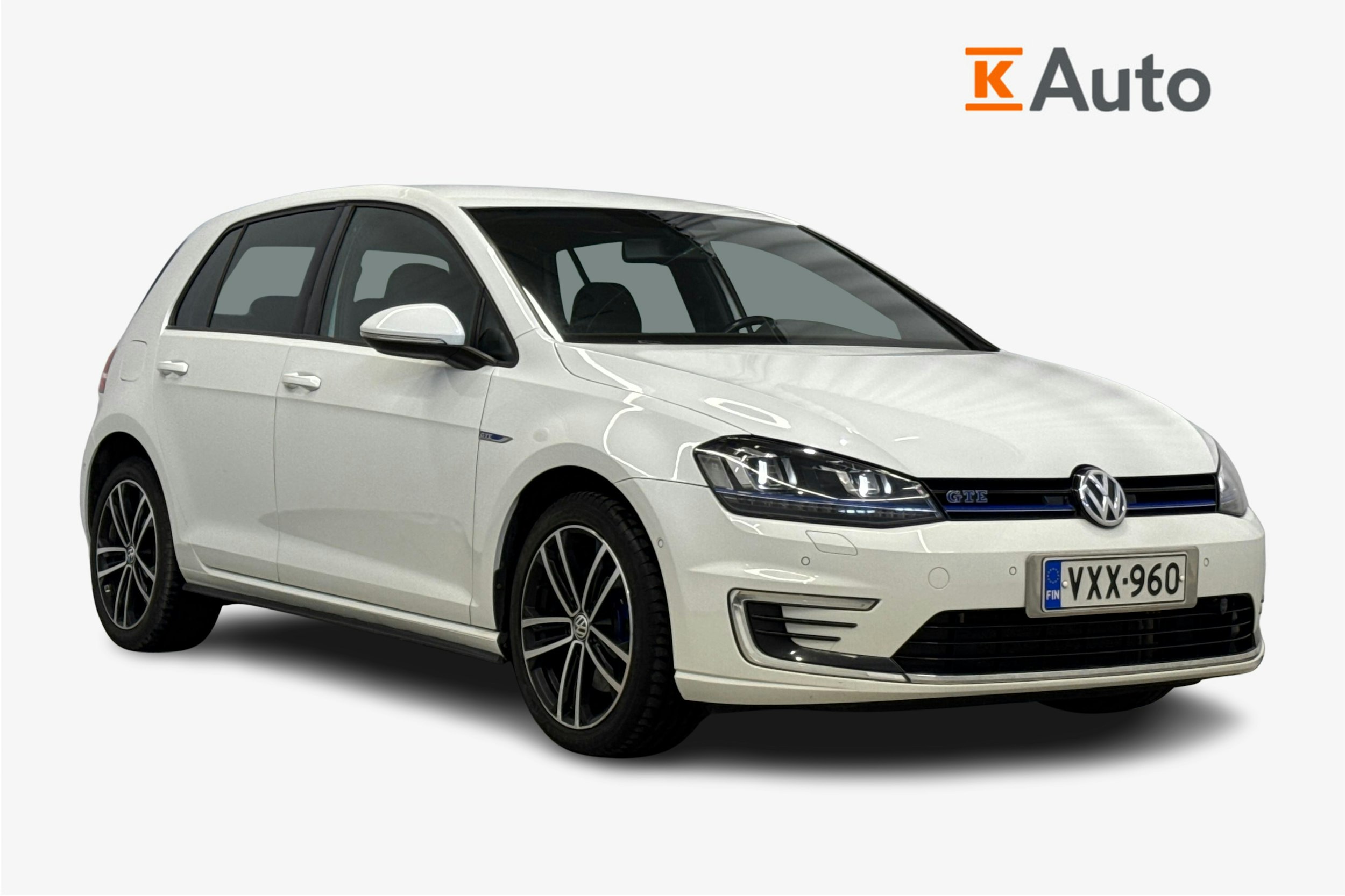 valkoinen Volkswagen Golf 2016 kuva 4.