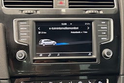 valkoinen Volkswagen Golf 2016 kuva 20.