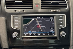 valkoinen Volkswagen Golf 2016 kuva 21.