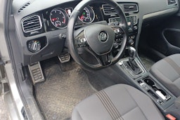 met. harmaa Volkswagen Golf 2016 kuva 3.