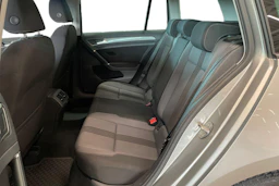 met. harmaa Volkswagen Golf 2016 kuva 8.