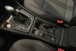 met. harmaa Volkswagen Golf 2016 kuva 27.