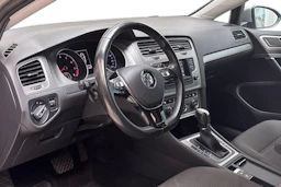 harmaa Volkswagen Golf 2016 kuva 6.