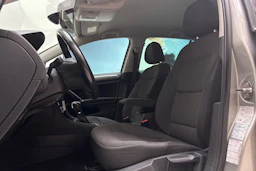 harmaa Volkswagen Golf 2016 kuva 17.