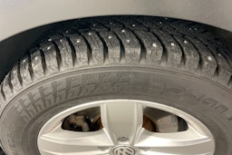 musta Volkswagen Golf 2016 kuva 13.