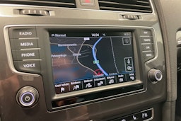 musta Volkswagen Golf 2016 kuva 18.