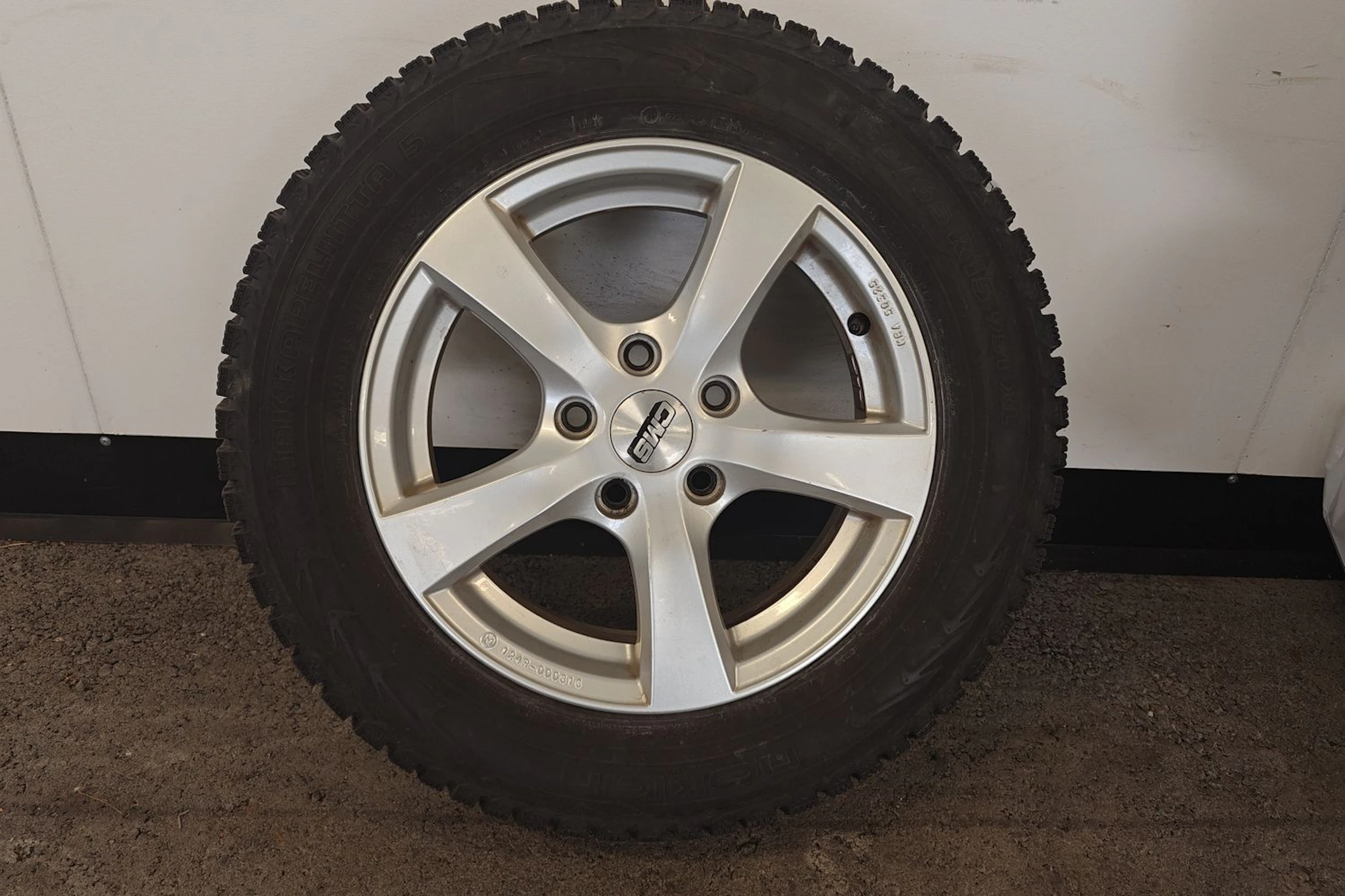 valkoinen Volkswagen Golf 2016 kuva 10.