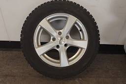 valkoinen Volkswagen Golf 2016 kuva 10.