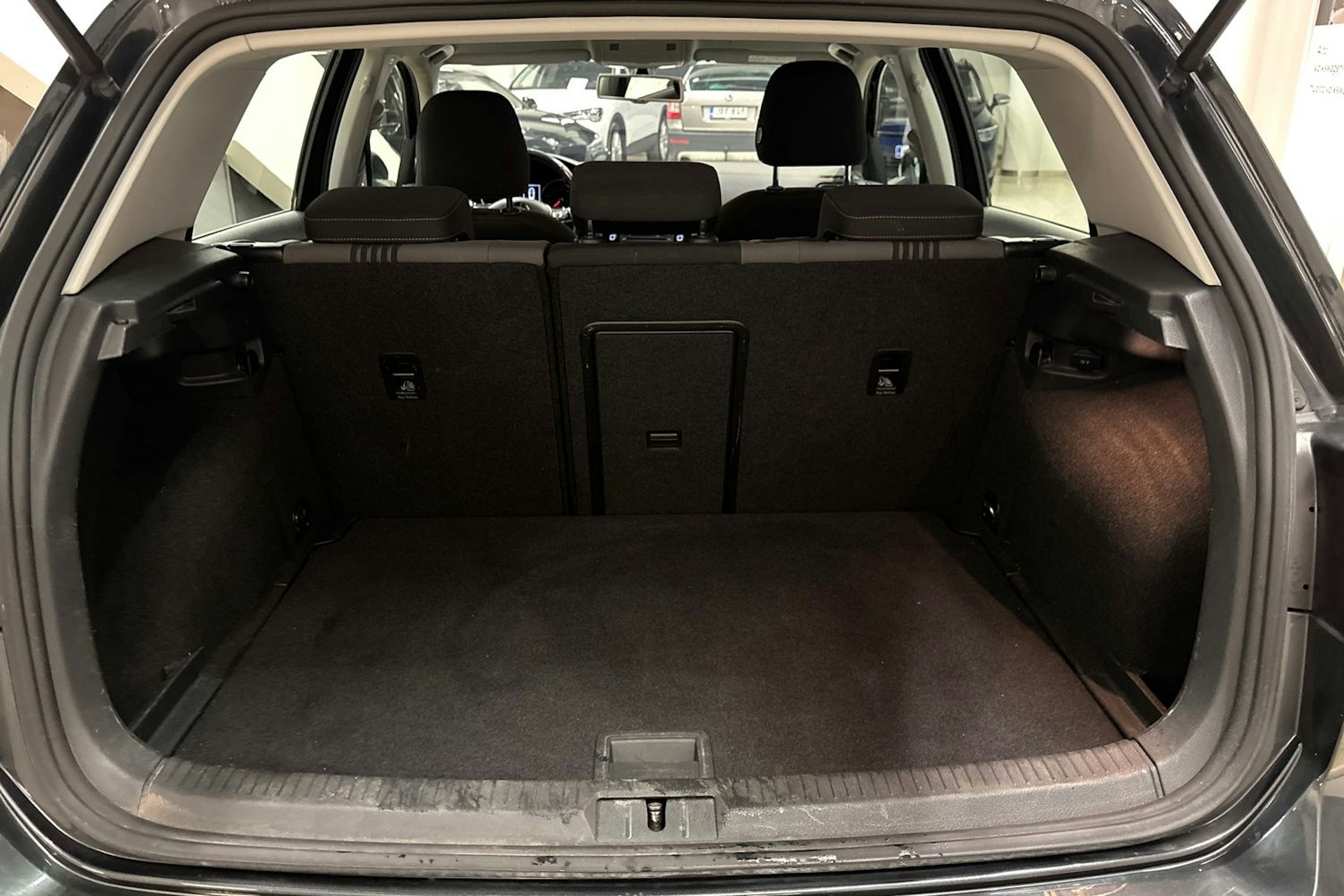 harmaa Volkswagen Golf 2016 kuva 15.