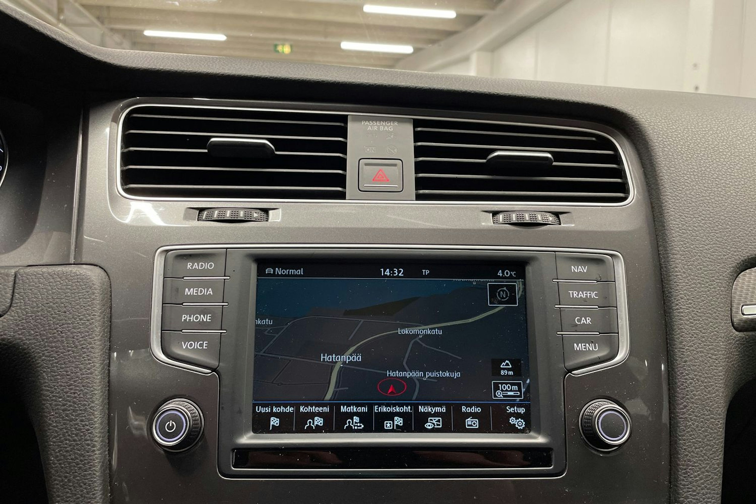 met. punainen Volkswagen Golf 2016 kuva 48.