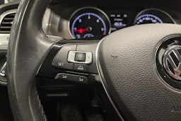 met. punainen Volkswagen Golf 2016 kuva 53.