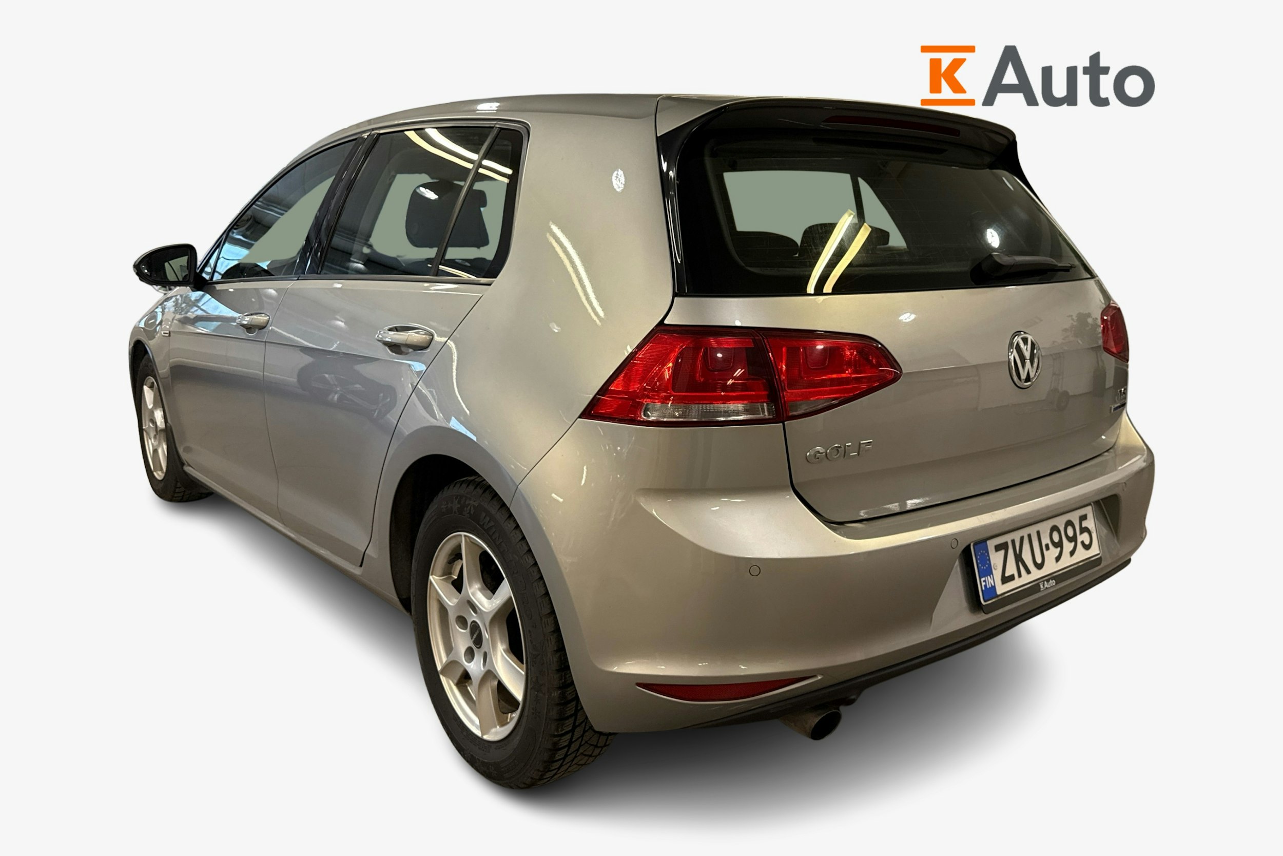 harmaa Volkswagen Golf 2016 kuva 2.