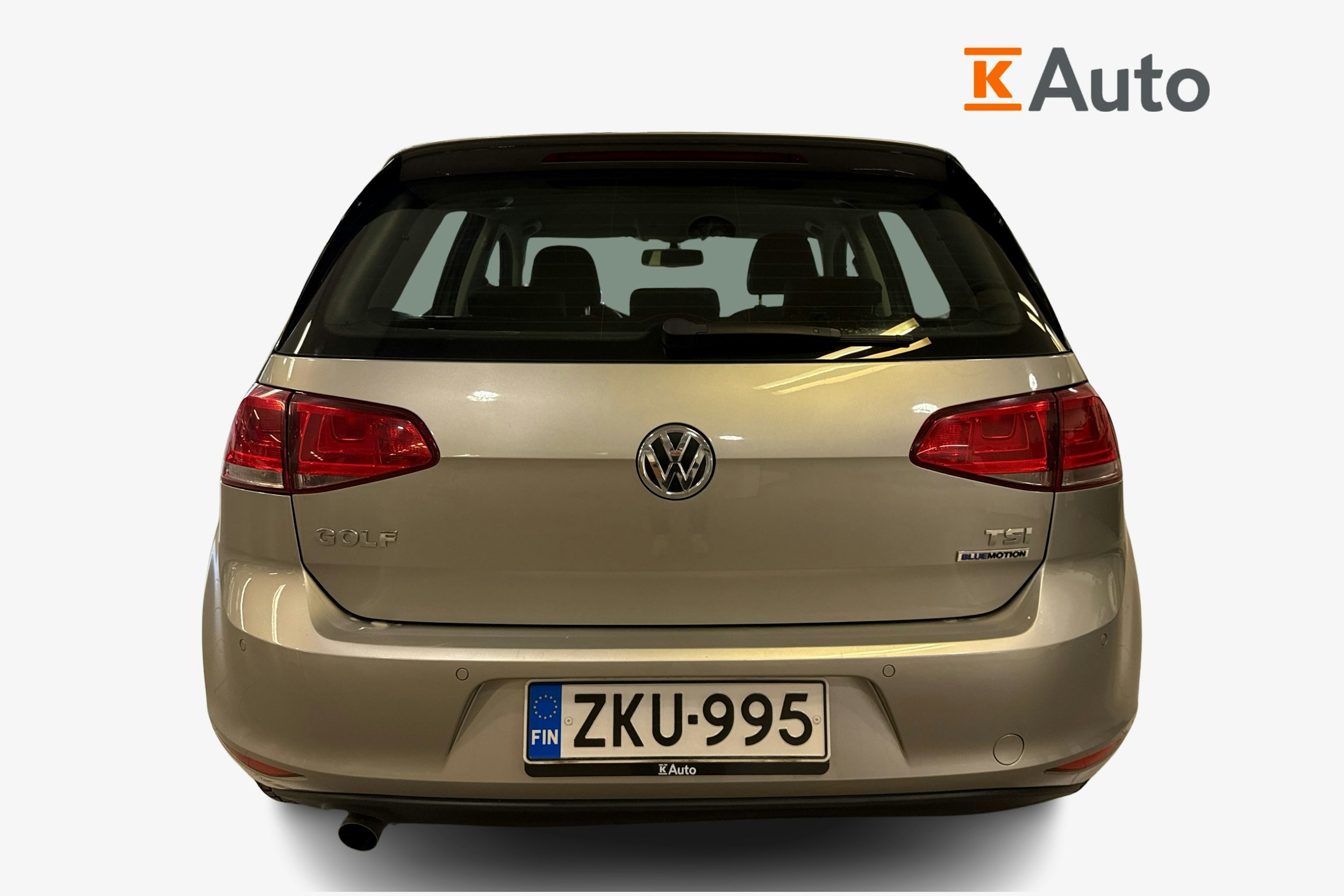 harmaa Volkswagen Golf 2016 kuva 3.