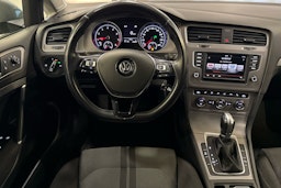 harmaa Volkswagen Golf 2016 kuva 7.