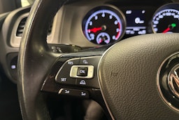 harmaa Volkswagen Golf 2016 kuva 13.