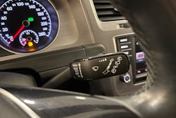 harmaa Volkswagen Golf 2016 kuva 16.
