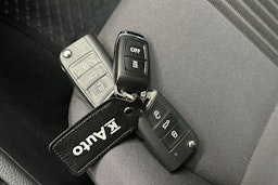 harmaa Volkswagen Golf 2016 kuva 25.