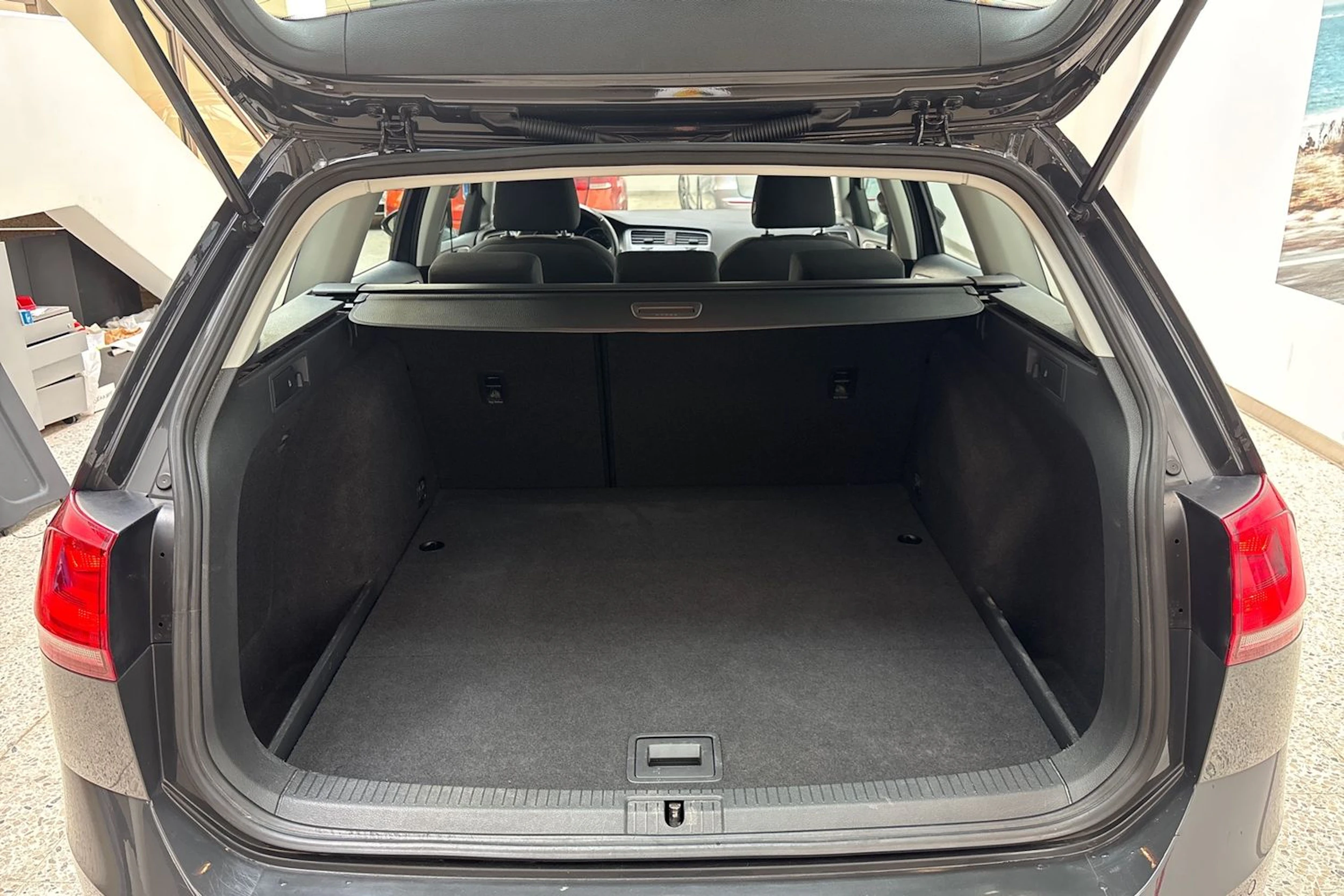 harmaa Volkswagen Golf 2017 kuva 11.