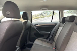 harmaa Volkswagen Golf 2017 kuva 12.
