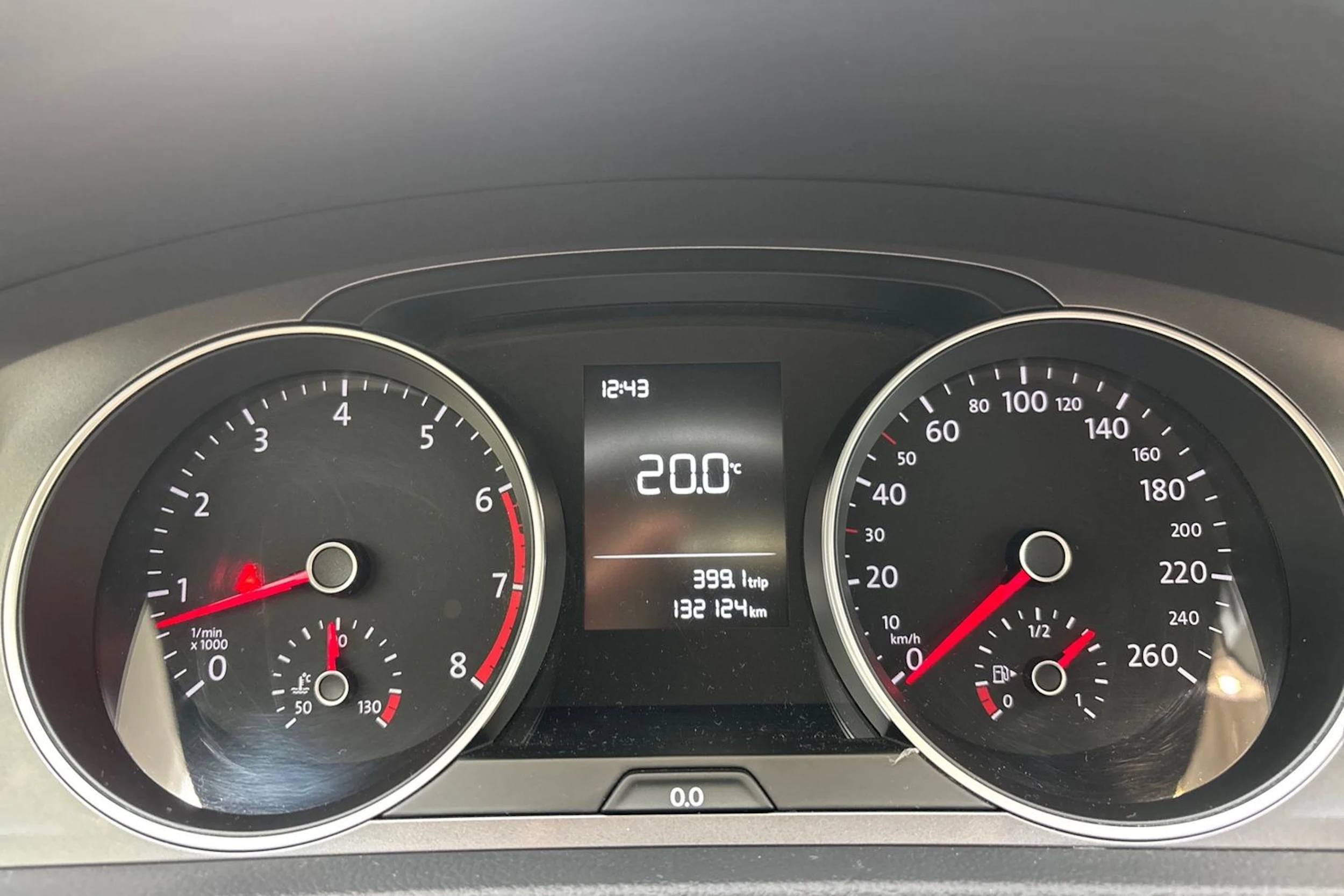 harmaa Volkswagen Golf 2017 kuva 16.