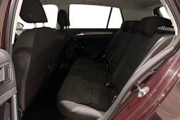 musta Volkswagen Golf 2017 kuva 11.