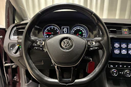 musta Volkswagen Golf 2017 kuva 18.