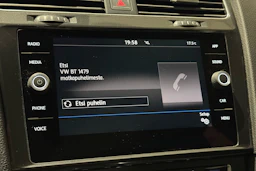 musta Volkswagen Golf 2017 kuva 23.