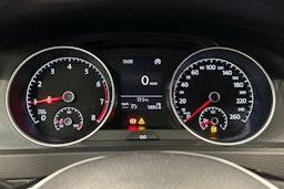 valkoinen Volkswagen Golf 2017 kuva 19.