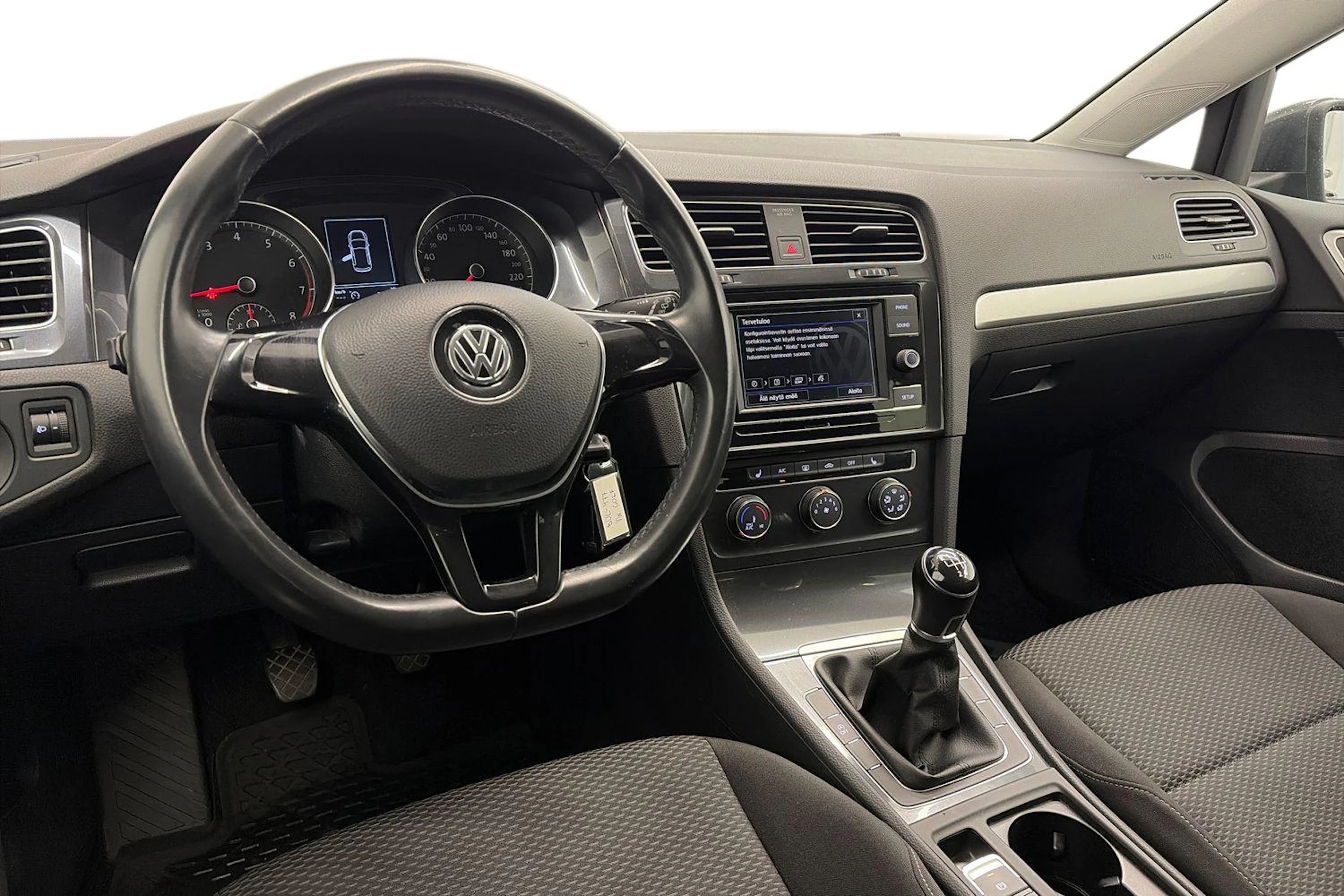 harmaa Volkswagen Golf 2017 kuva 6.