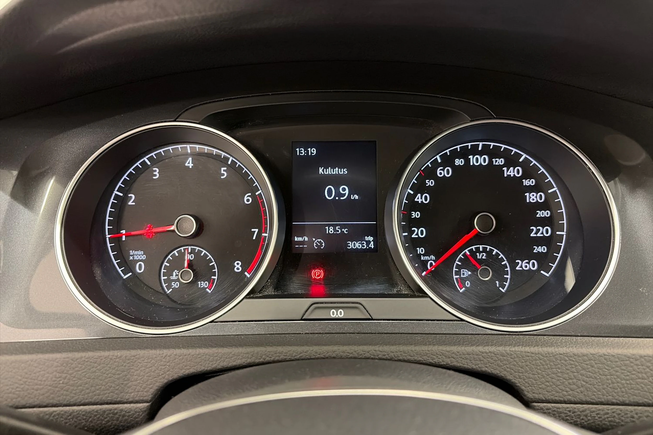 harmaa Volkswagen Golf 2017 kuva 13.