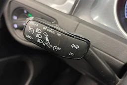 harmaa Volkswagen Golf 2017 kuva 14.
