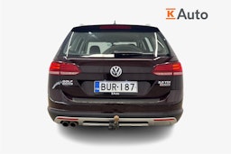 musta Volkswagen Golf 2017 kuva 3.