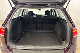 musta Volkswagen Golf 2017 kuva 11.