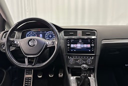 musta Volkswagen Golf 2017 kuva 12.