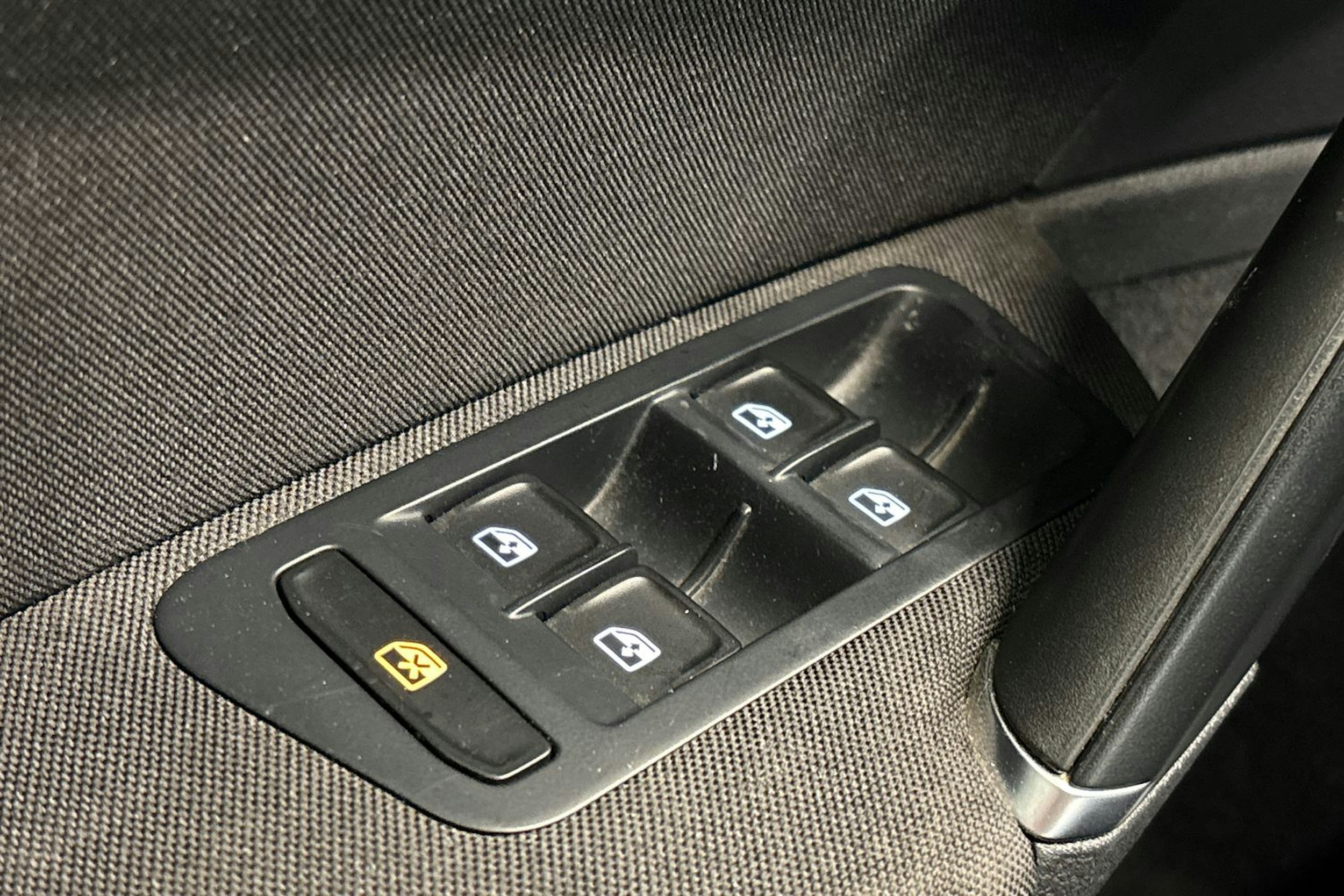 musta Volkswagen Golf 2017 kuva 29.