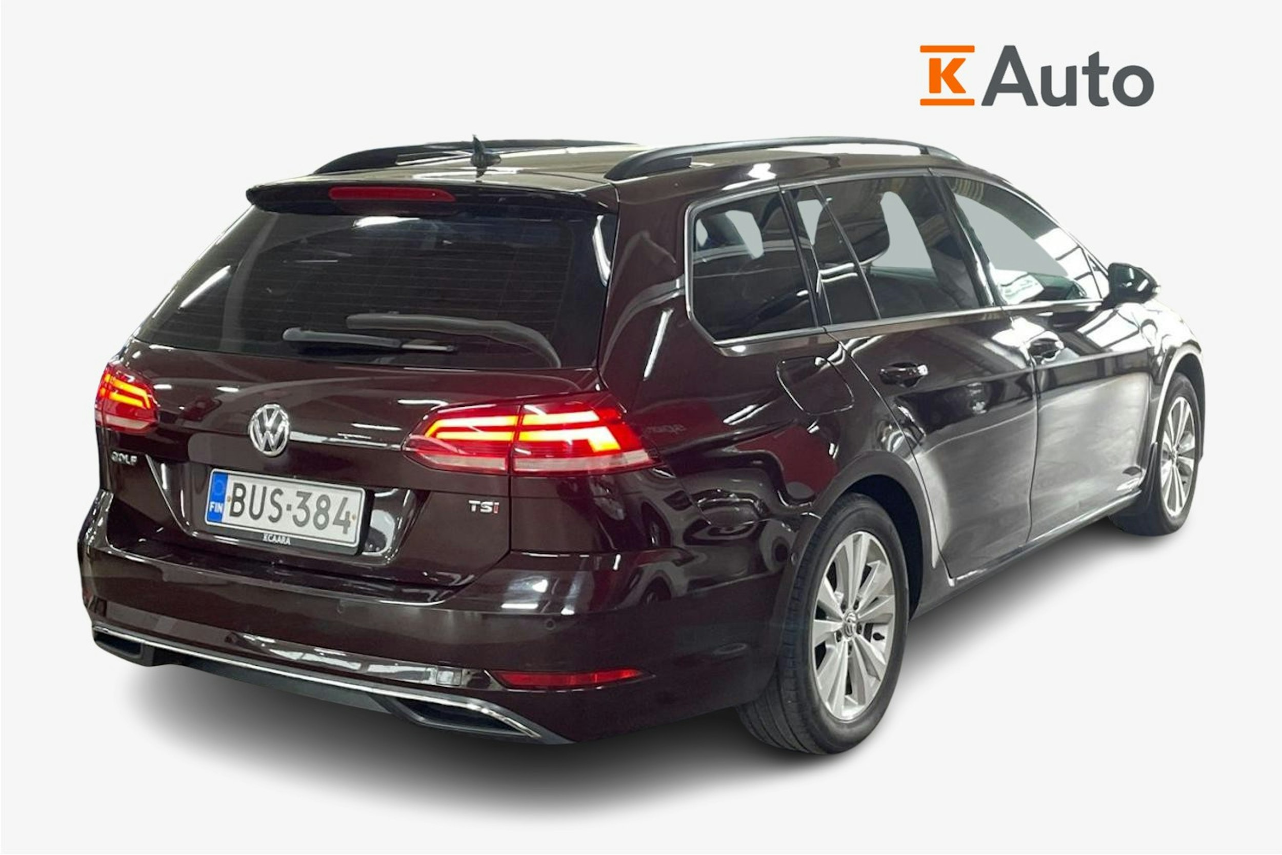 Musta Volkswagen GOLF 2017 kuva 2.