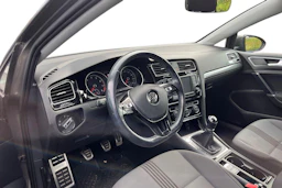 harmaa Volkswagen Golf 2017 kuva 3.
