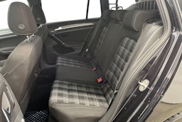Musta Volkswagen GOLF 2017 kuva 10.