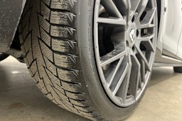 Musta Volkswagen GOLF 2017 kuva 13.