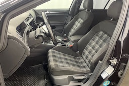 Musta Volkswagen GOLF 2017 kuva 19.