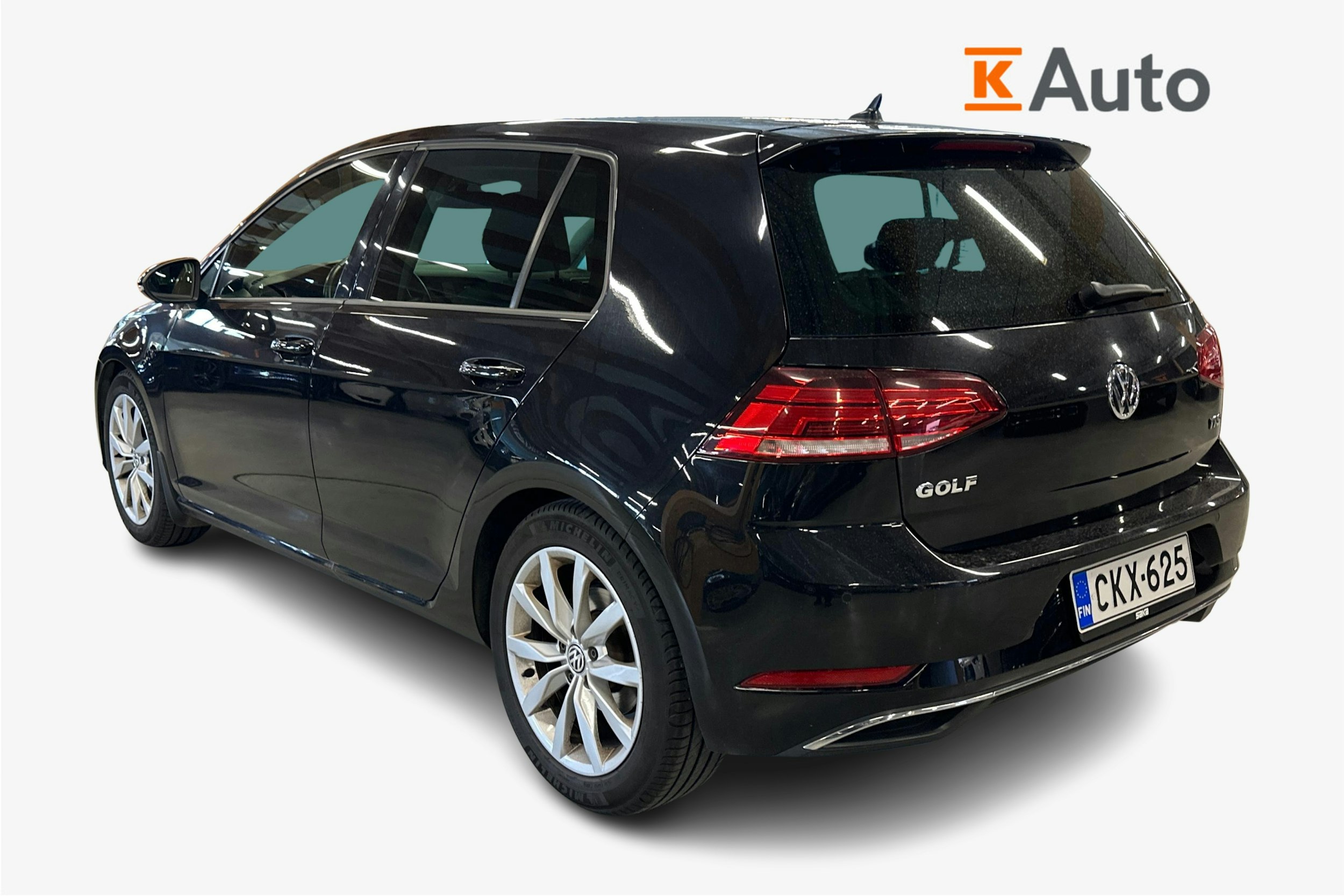 musta Volkswagen Golf 2017 kuva 2.
