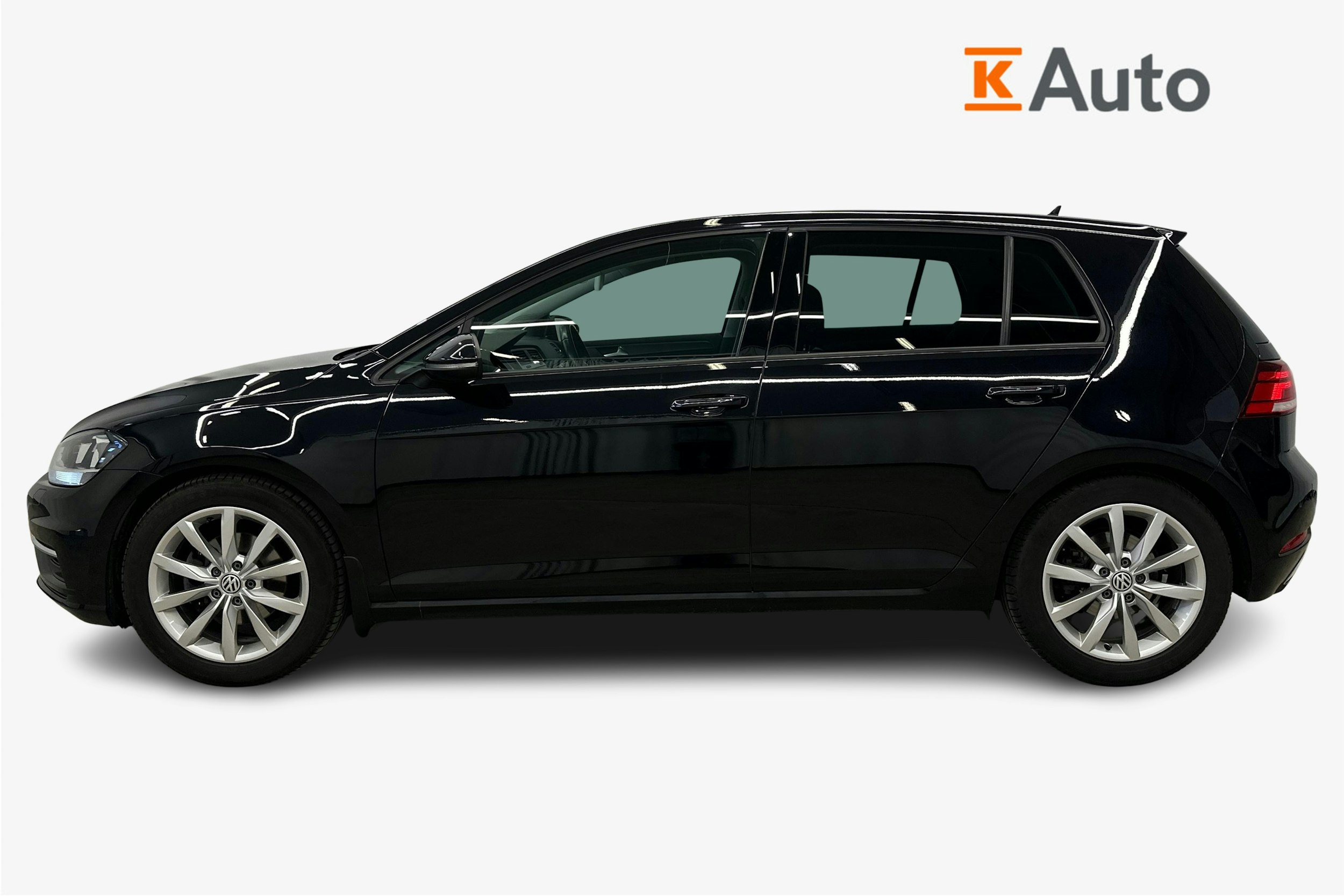 musta Volkswagen Golf 2017 kuva 6.