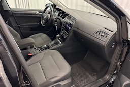 musta Volkswagen Golf 2017 kuva 13.