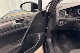 musta Volkswagen Golf 2017 kuva 14.