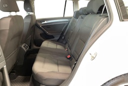 valkoinen Volkswagen Golf 2017 kuva 10.