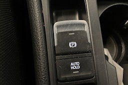 valkoinen Volkswagen Golf 2017 kuva 32.